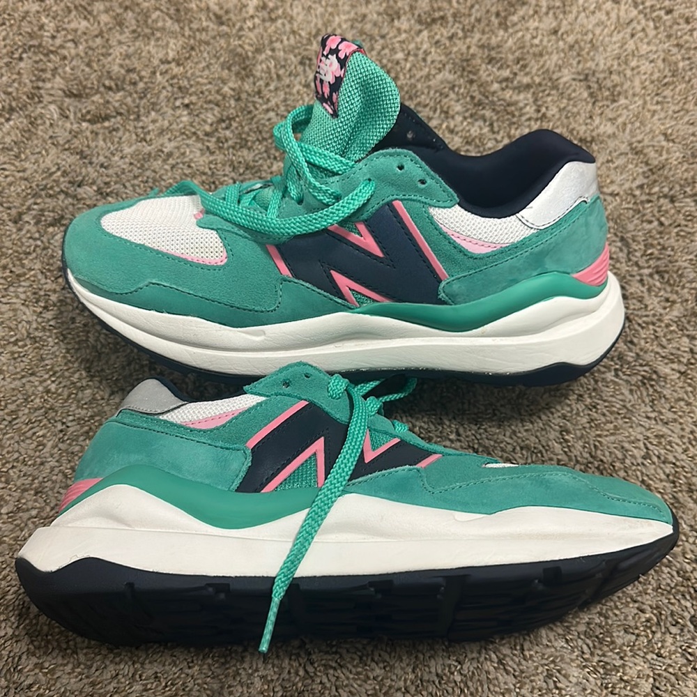 New Balance Sneakers 57/40 Womens 9.5